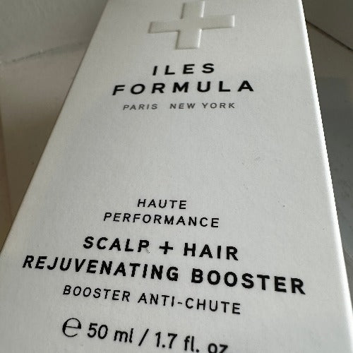 Booster Anti-Chute Iles Formula de la Boutique Flair, boutique de produits pour cheveux et salon de coiffure à Blainville.