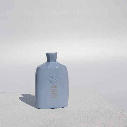 Shampoing sans sulfate Run Through Oribe de la Boutique Flair, boutique de produits pour cheveux et salon de coiffure à Blainville.