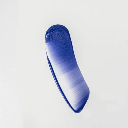 Shampoing Bleu pour cheveux blond Oribe de la Boutique Flair, boutique de produits pour cheveux et salon de coiffure à Blainville.