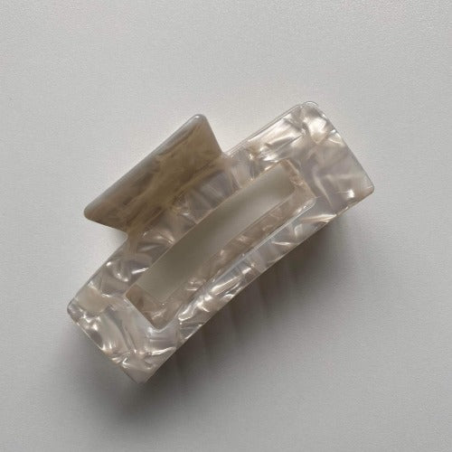 Claw Clips (Pinces à cheveux) Pixie-Woo x Camille Landry de la Boutique Flair, boutique de produits pour cheveux et salon de coiffure à Blainville.