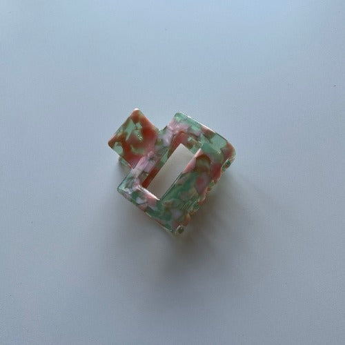 Claw Clips (Pinces à cheveux) Pixie-Woo x Camille Landry de la Boutique Flair, boutique de produits pour cheveux et salon de coiffure à Blainville.